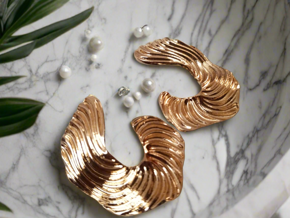 Wavy Twisted Khaadi Earring